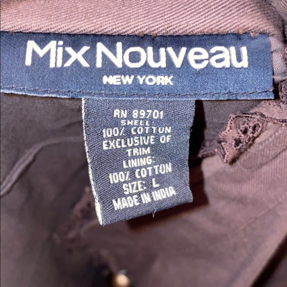 Bronze studs and brown eyelets jacket in size L - Picture 6 of 7